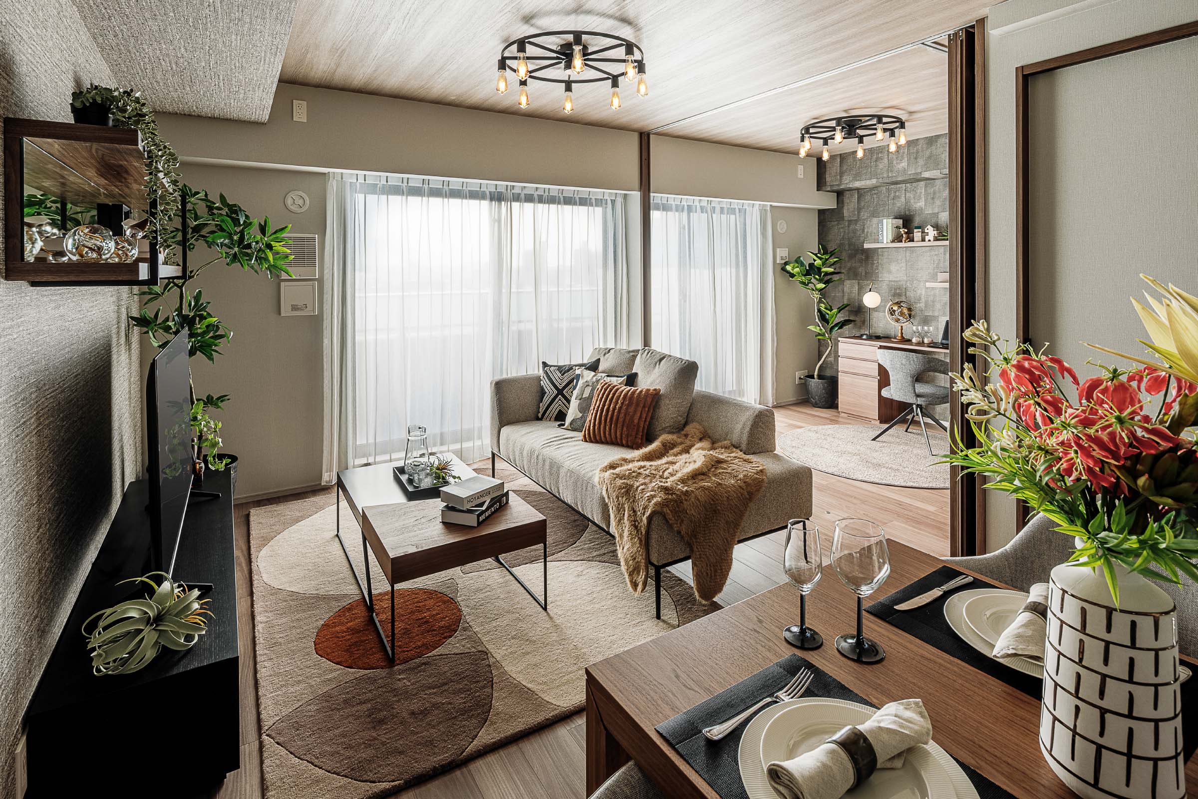 LIVING DINING KITCHEN（F2タイプ702号室）